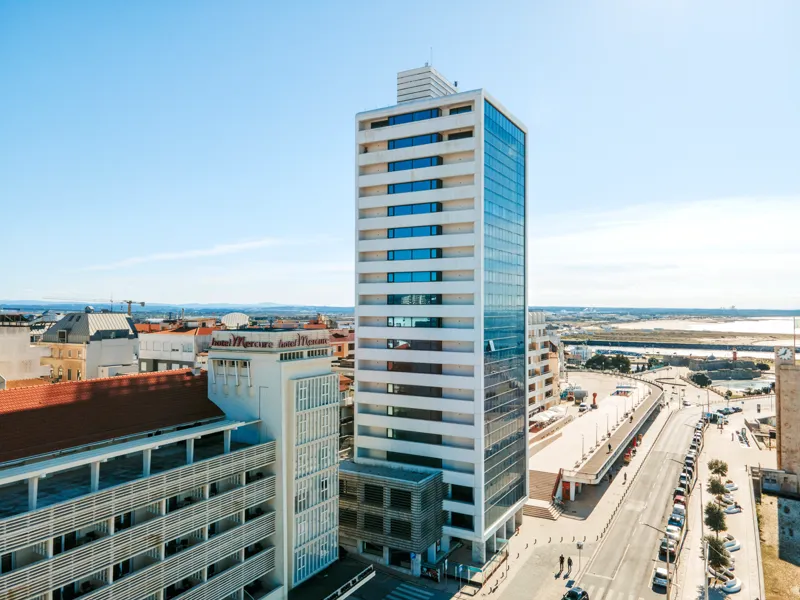 Vista aérea do Sweet Atlantic Hotel & Spa e Praia da Claridade, Figueira da Foz